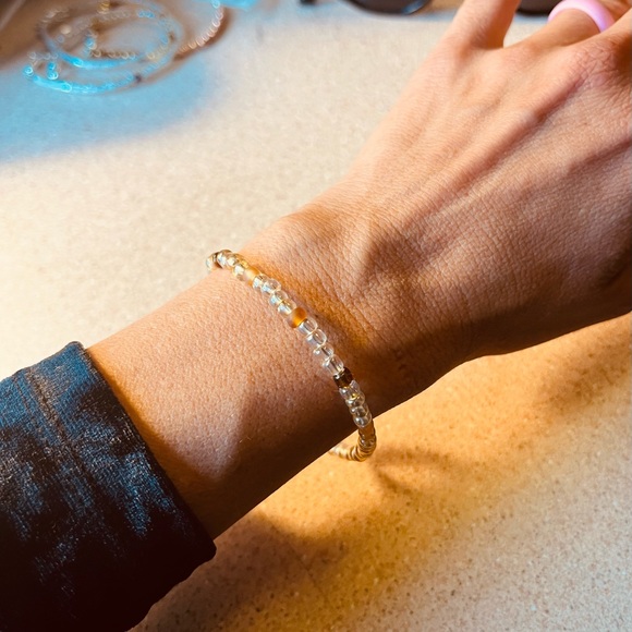 Bracelets - Picture 7 of 10